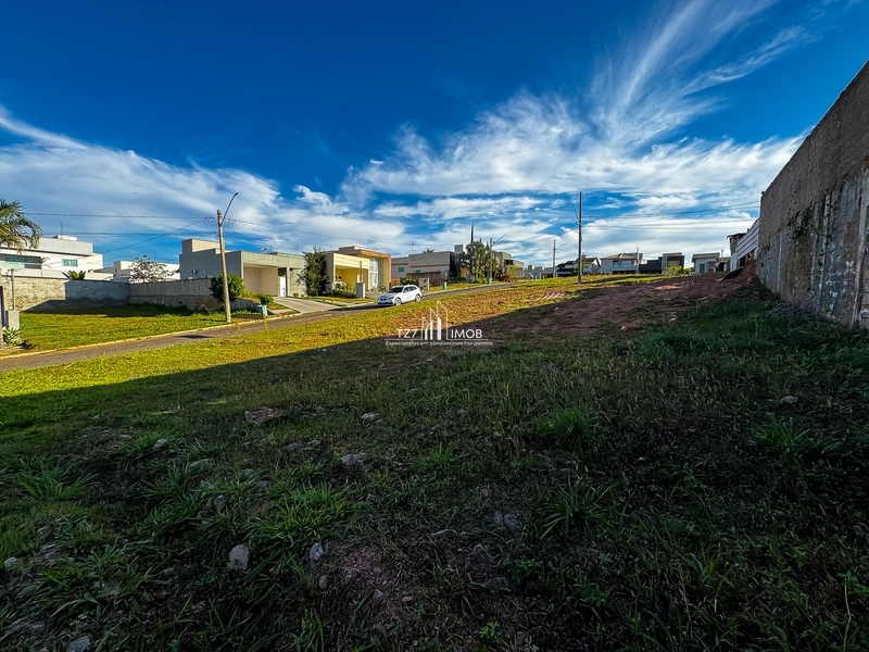 Oportunidade no Jardim Veneza - Lote de esquina, plano, com 460,75m² -: 4ª foto da galeria de imagens do imóvel
