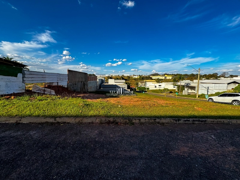 Oportunidade no Jardim Veneza - Lote de esquina, plano, com 460,75m² -: 5ª foto da galeria de imagens do imóvel