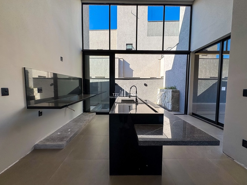 Sofisticada Casa Térrea com 3 Suítes Plenas,: 9ª foto da galeria de imagens do imóvel