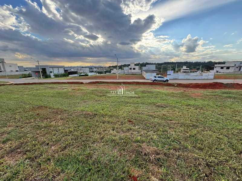 Lote Condomínio Jardins Parma, com 250,00 m² - Quitado e Registrado.: 4ª foto da galeria de imagens do imóvel