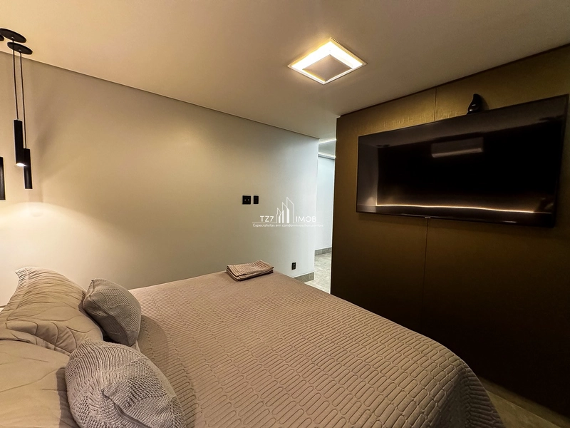 Sobrado mobiliado com 4 suítes plenas, incluindo uma master com closet: 28ª foto da galeria de imagens do imóvel