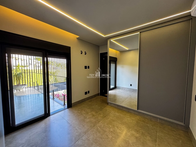 Sobrado mobiliado com 4 suítes plenas, incluindo uma master com closet: 23ª foto da galeria de imagens do imóvel