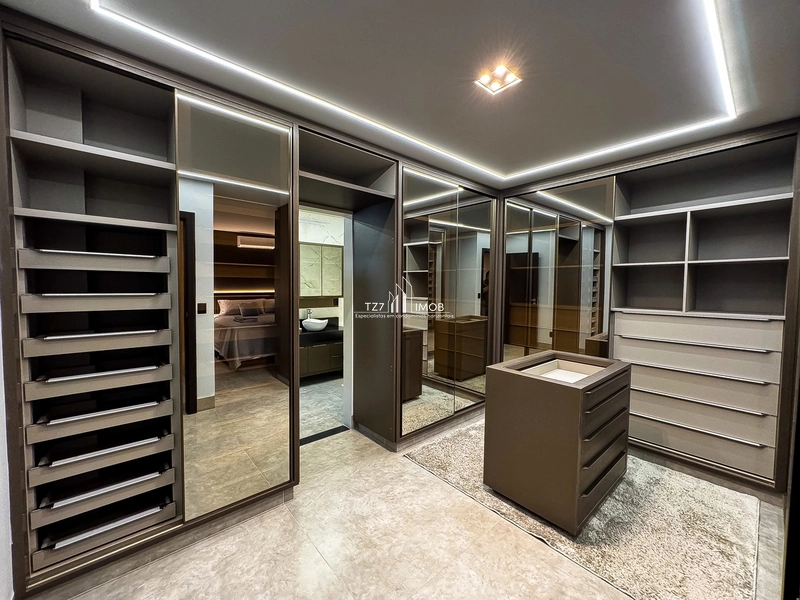 Sobrado mobiliado com 4 suítes plenas, incluindo uma master com closet: 30ª foto da galeria de imagens do imóvel