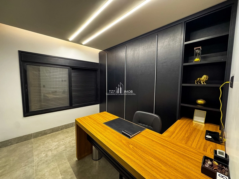 Sobrado mobiliado com 4 suítes plenas, incluindo uma master com closet: 26ª foto da galeria de imagens do imóvel