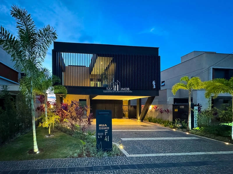 Sobrado mobiliado com 4 suítes plenas, incluindo uma master com closet: 2ª foto da galeria de imagens do imóvel