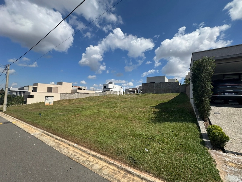 Lote Jardins Nápoles com 360,00 m² - Entrada R$ 250.000,00.: 3ª foto da galeria de imagens do imóvel