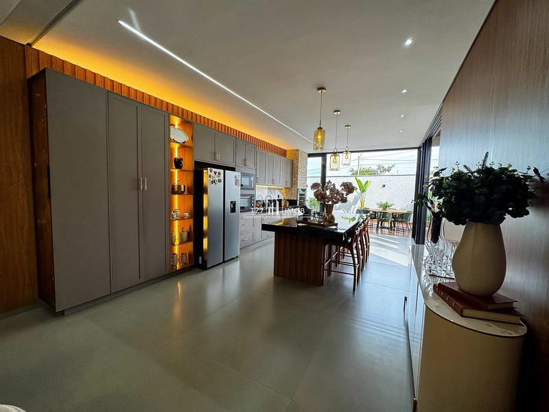 Casa Térrea Mobiliada e Decorada com 4 suítes plenas.: 9ª foto da galeria de imagens do imóvel