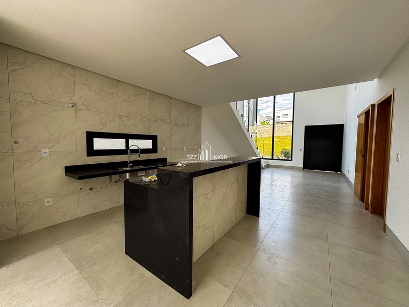 Sobrado com 4 suítes plenas, incluindo uma master com closet.: 8ª foto da galeria de imagens do imóvel