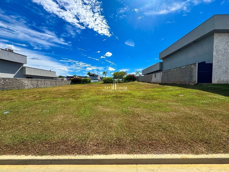 Lote Jardins Bolonha, Lote com 360,00m² - Quitado e Registrado.: 1ª foto da galeria de imagens do imóvel