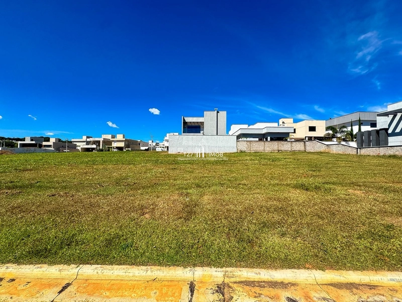Lote Jardins Porto - Lote com 318,27 m² - Quitado R$ 285.000,00: 3ª foto da galeria de imagens do imóvel