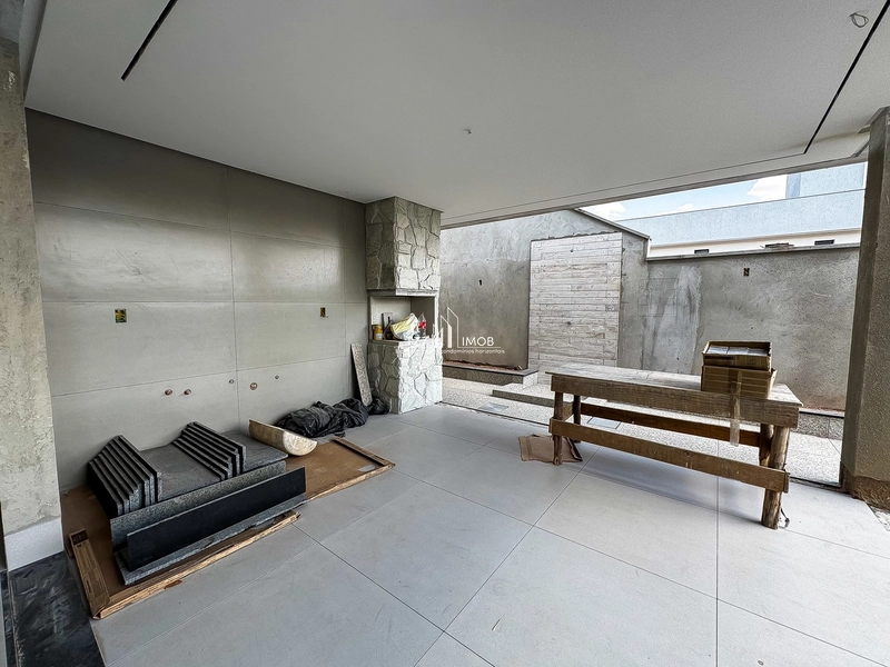 Casa de alto padrão com 4 suítes plenas, completa em armários na sala.: 16ª foto da galeria de imagens do imóvel