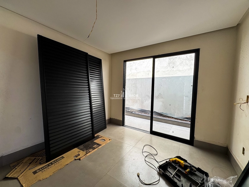 Casa de alto padrão com 4 suítes plenas, completa em armários na sala.: 25ª foto da galeria de imagens do imóvel