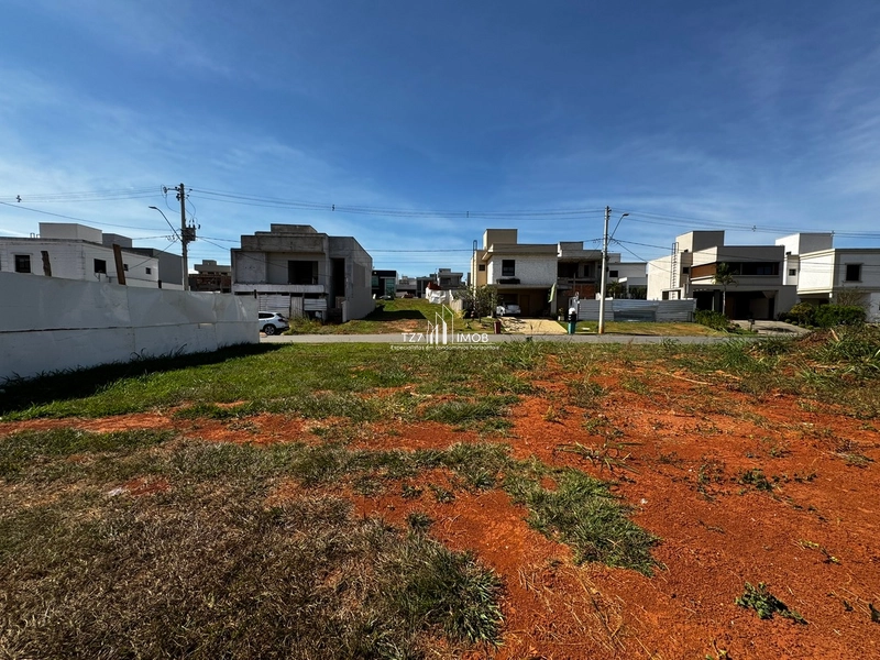 Lote Jardins Capri, sem vizinho de frente, com 261,00 m²: 4ª foto da galeria de imagens do imóvel