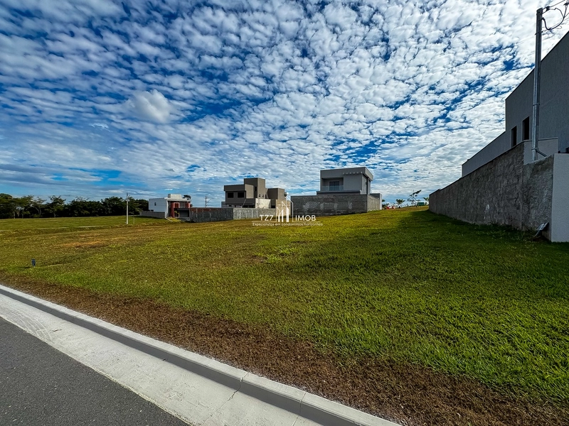 Lote de esquina no Jardins Nápoles com 390,00 m²: 7ª foto da galeria de imagens do imóvel