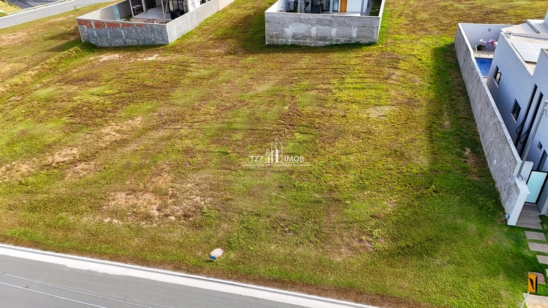 Lote de esquina no Jardins Nápoles com 390,00 m²: 3ª foto da galeria de imagens do imóvel