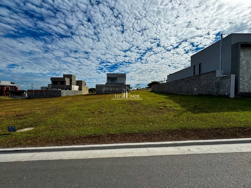 Lote de esquina no Jardins Nápoles com 390,00 m²: 5ª foto da galeria de imagens do imóvel