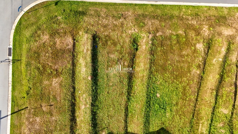 Lote em oportunidade no Jardins Capri com 401,29 m²: 4ª foto da galeria de imagens do imóvel