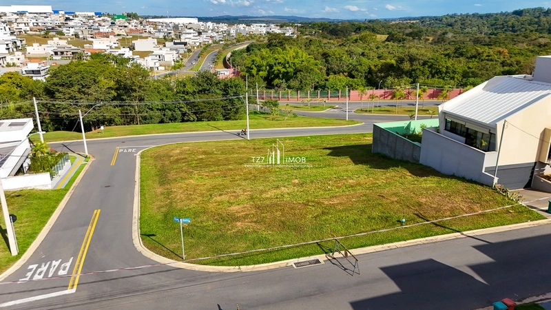 Lote em oportunidade no Jardins Capri com 401,29 m²: 2ª foto da galeria de imagens do imóvel