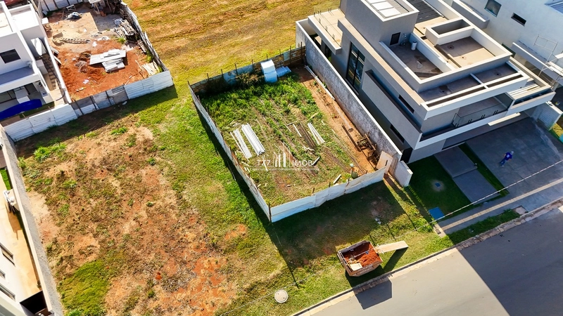 Lote Jardins Capri, sem vizinho de frente, com 272,92m²: 4ª foto da galeria de imagens do imóvel