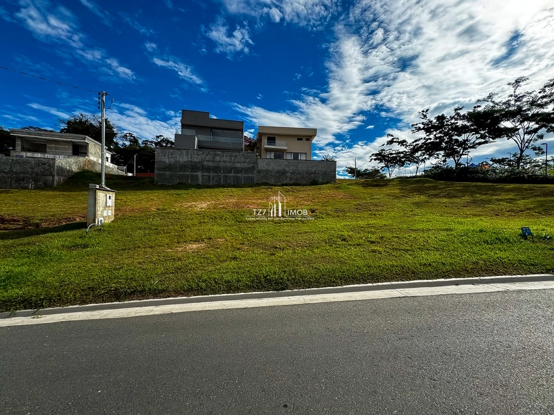 Lote Plano e Quitado no Jardins Nápoles com 392,00 m²