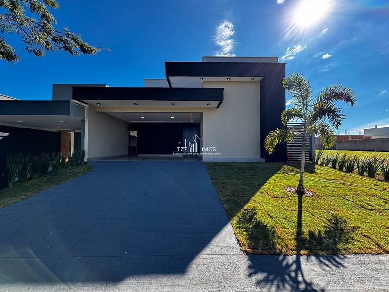 Casa Térrea com 3 suítes plenas, incluindo uma suíte master com closet