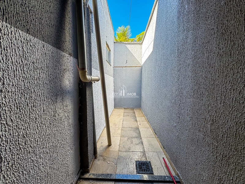 Sobrado com 3 quartos sendo 1 suíte, localizado no Jardim Veneza: 12ª foto da galeria de imagens do imóvel