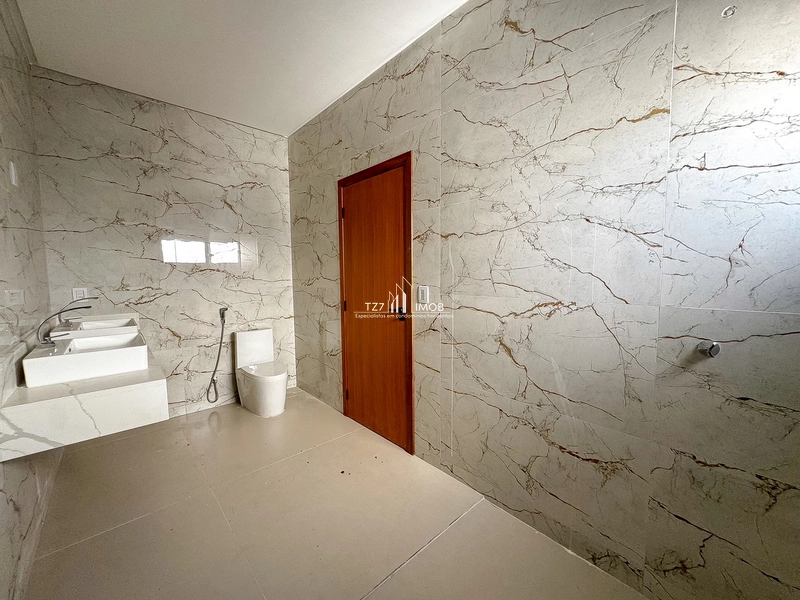 Sobrado com 4 suítes plenas no Jardins Bolonha, armários na sala.: 39ª foto da galeria de imagens do imóvel