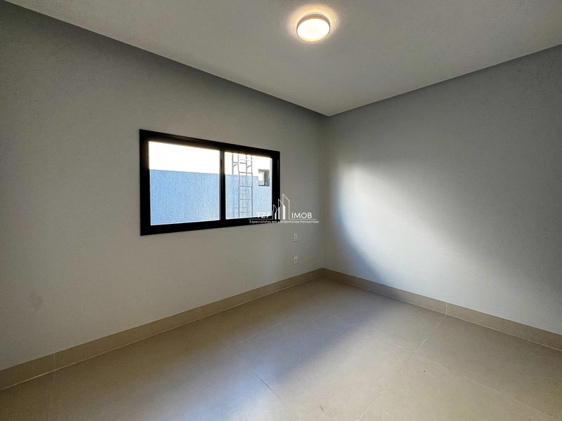 Sobrado com 4 suítes plenas no Jardins Bolonha, armários na sala.: 29ª foto da galeria de imagens do imóvel