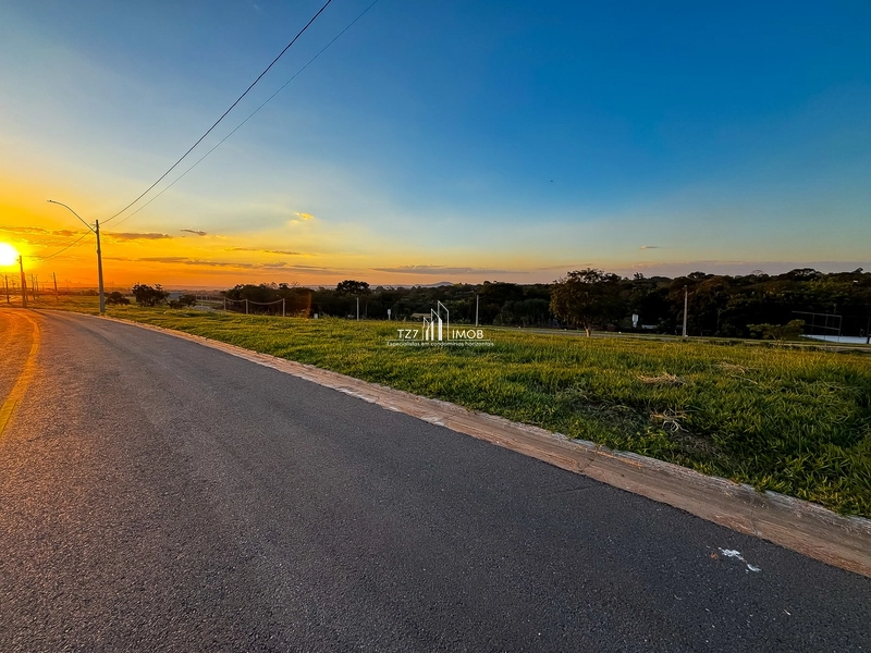 Oportunidade no condomínio Solaris Laguna, Lote com 269,73m²-