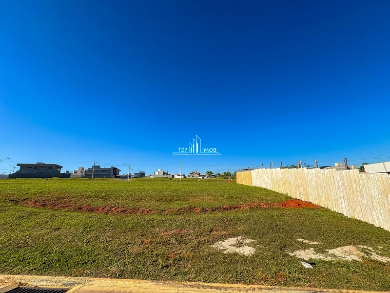 Lote Condomínio Jardins Parma, sem vizinho de frente, com 255,08 m² -: 2ª foto da galeria de imagens do imóvel