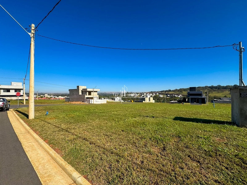 Lote Condomínio Jardins Parma, com 285,53 m² - Quitado e Registrado.: 3ª foto da galeria de imagens do imóvel