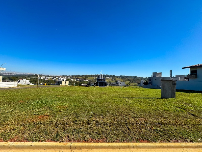 Lote Condomínio Jardins Parma, com 285,53 m² - Quitado e Registrado.: 2ª foto da galeria de imagens do imóvel