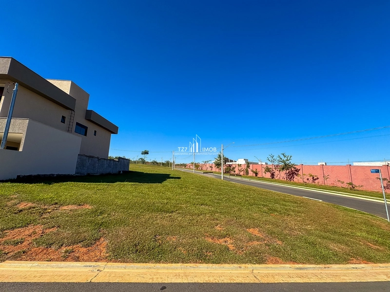Lote Condomínio Jardins Parma, com 481,27 m² - Quitado e Registrado.: 2ª foto da galeria de imagens do imóvel