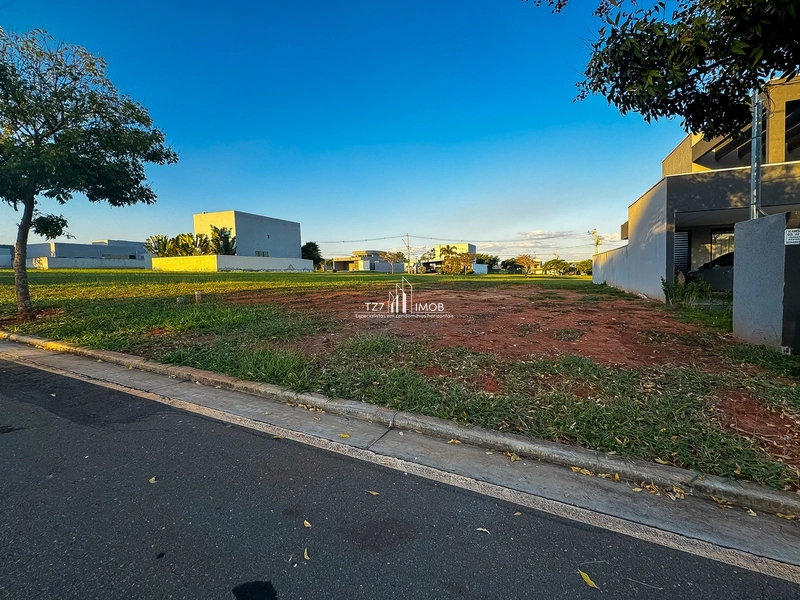 Oportunidade - Lote sem vizinho de frente, Terras Alpha 2: 3ª foto da galeria de imagens do imóvel