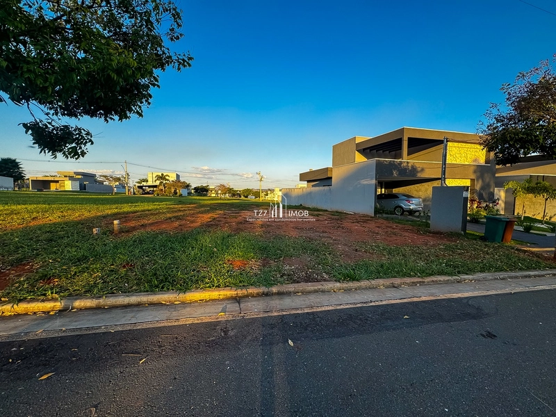 Oportunidade - Lote sem vizinho de frente, Terras Alpha 2: 2ª foto da galeria de imagens do imóvel