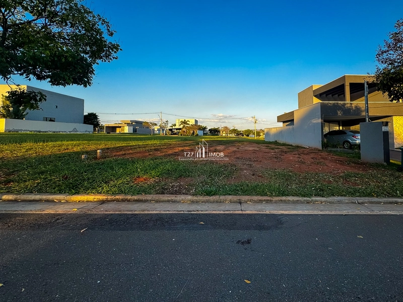 Oportunidade - Lote sem vizinho de frente, Terras Alpha 2: 1ª foto da galeria de imagens do imóvel