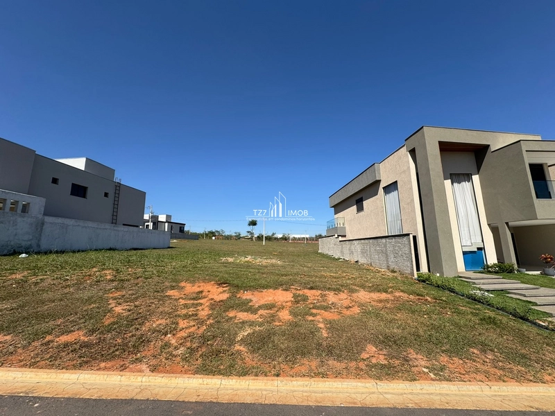 Lote Condomínio Jardins Parma, com 270,00 m² - Quitado e Registrado.: 1ª foto da galeria de imagens do imóvel