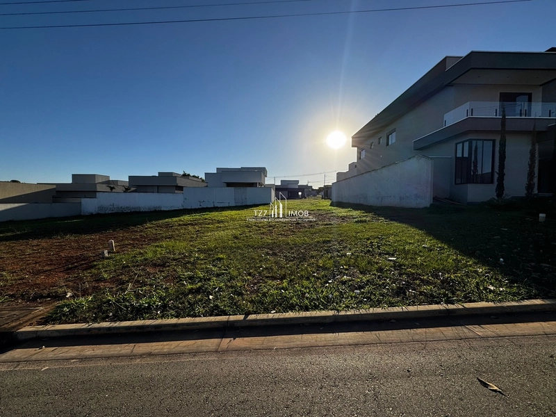 Lote Terras Alpha 2 - Lote com 300,82 m² - Quitado e Registrado.