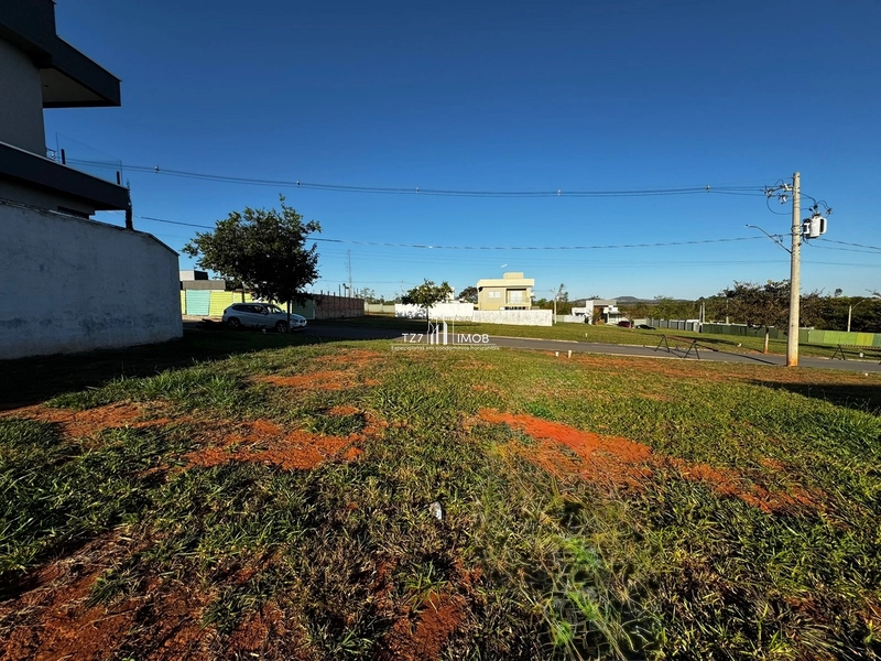 Lote Terras Alpha 2 - Lote com 300,82 m² - Quitado e Registrado.: 4ª foto da galeria de imagens do imóvel