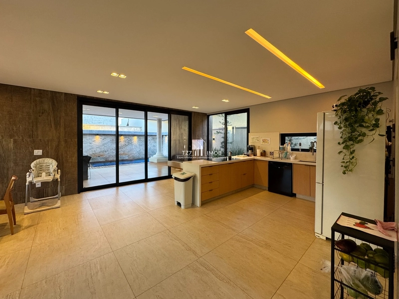 Sobrado com três suítes plenas + Home office, Energia solar.: 11ª foto da galeria de imagens do imóvel