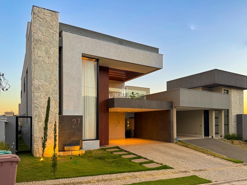Sobrado com três suítes plenas + Home office, Energia solar.: 2ª foto da galeria de imagens do imóvel