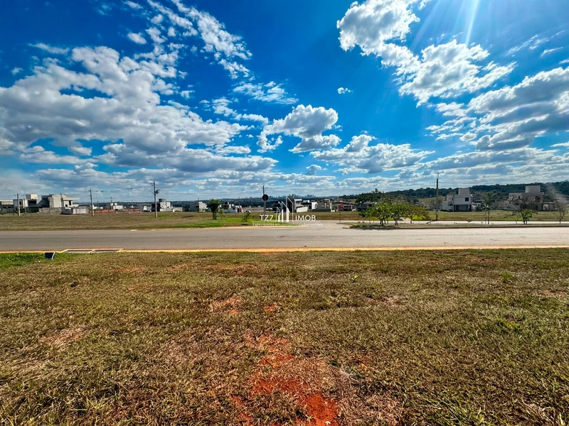 Condomínio Jardins Parma - Lote plano, frente a mata, com 250,00 m²: 4ª foto da galeria de imagens do imóvel