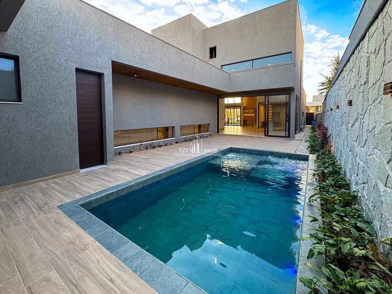 Casa Térrea com 4 Suítes Plenas, Completa em Marcenaria.: 18ª foto da galeria de imagens do imóvel