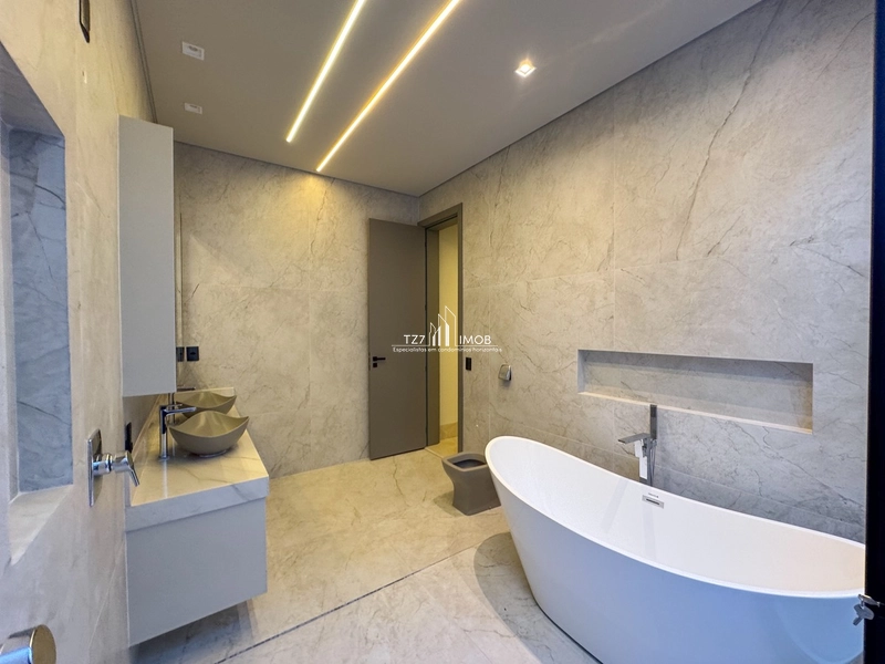 Casa Térrea com 4 Suítes Plenas, Completa em Marcenaria.: 39ª foto da galeria de imagens do imóvel