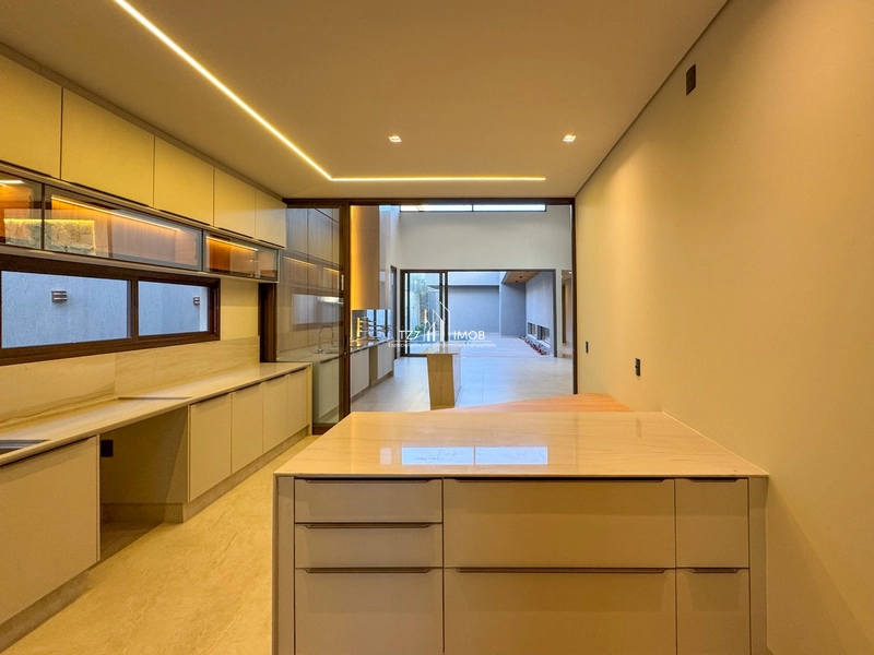 Casa Térrea com 4 Suítes Plenas, Completa em Marcenaria.: 14ª foto da galeria de imagens do imóvel