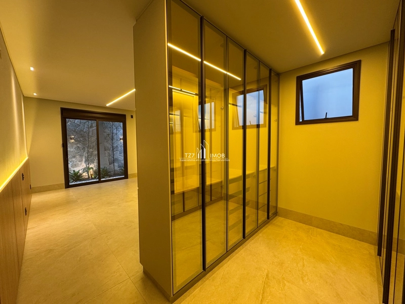 Casa Térrea com 4 Suítes Plenas, Completa em Marcenaria.: 37ª foto da galeria de imagens do imóvel
