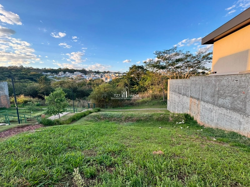 Oportunidade Jardins Nápoles - Lote com 392,02 m² -Apenas R$315.000,00: 5ª foto da galeria de imagens do imóvel