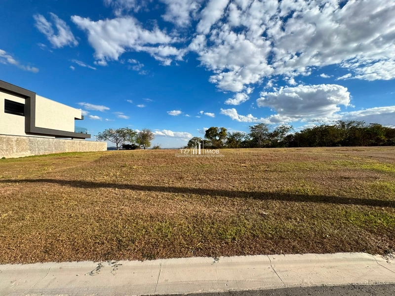 Jardins Nápoles - Lote com 379,85 m²Quitado e registrado