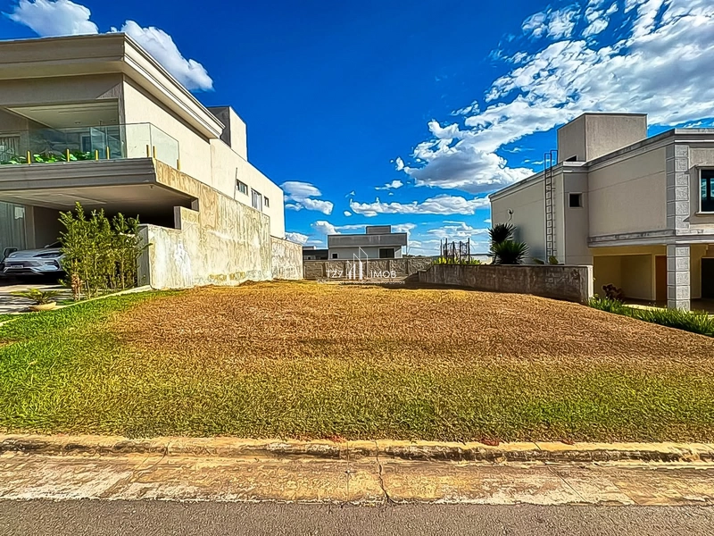 Jardins Barcelona - Lote com 319,,75m² - Escriturado e registrado.