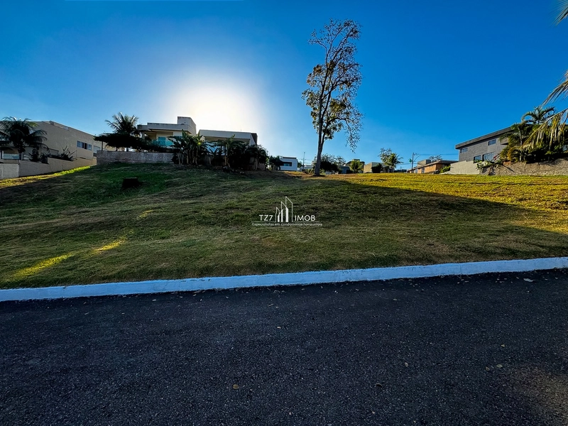 Lote em oportunidade no Condomínio Vale Verde, com 395,17m²: 1ª foto da galeria de imagens do imóvel